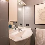 Brera Stylish Apartment, *